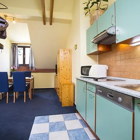 Apartment Yellow