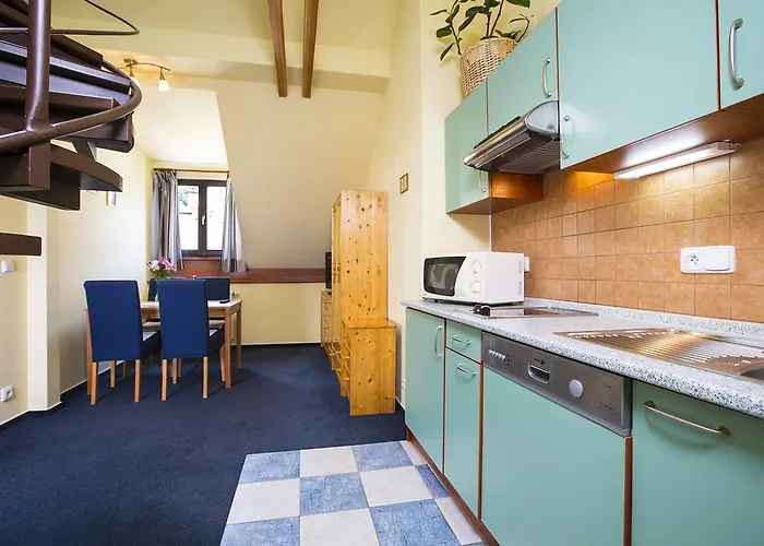 Apartman Yellow